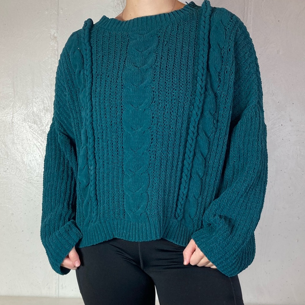 Universal Thread Chunky Cable Knit Teal Sweater